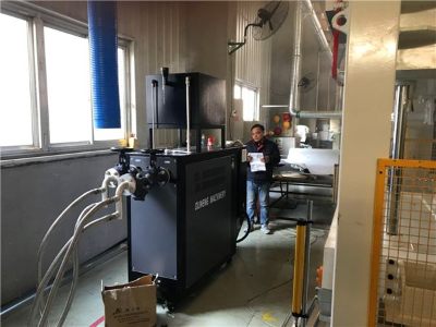 發泡板的生產中模溫機的作用